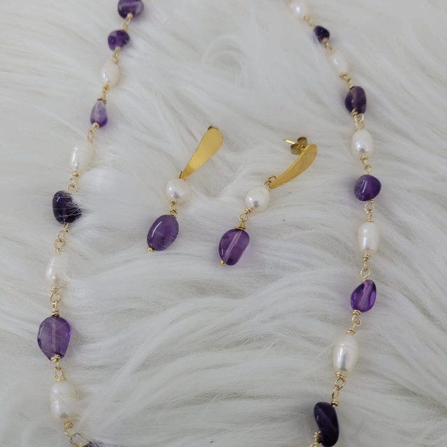 Collar de perlas (Amatistas)