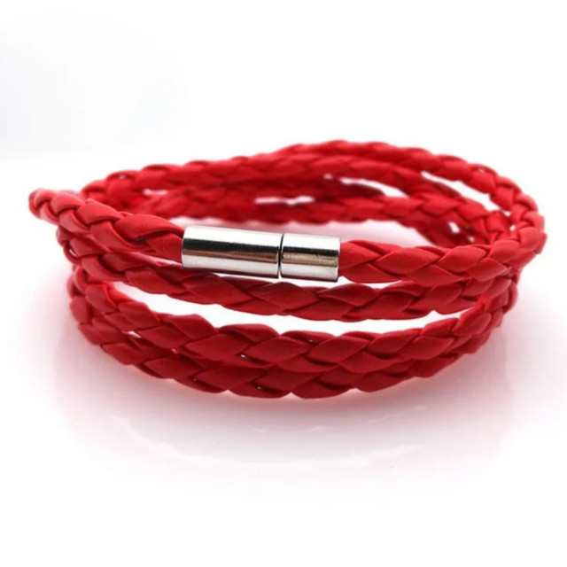 Pulsera de cuero rojo de cuatro vueltas