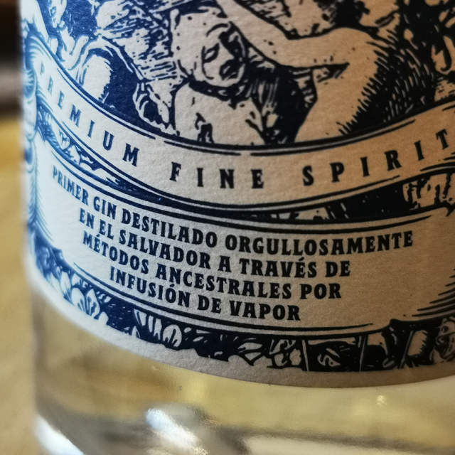 LUNA London Dry Gin - 750 ml