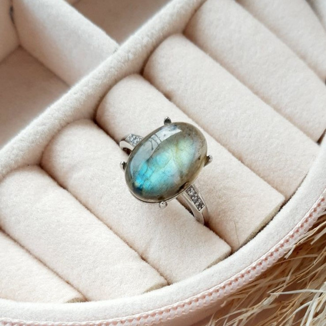 anillo Labradorita 
