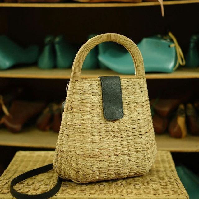 Cartera Artesanal de Fibra Natural - Color Negro