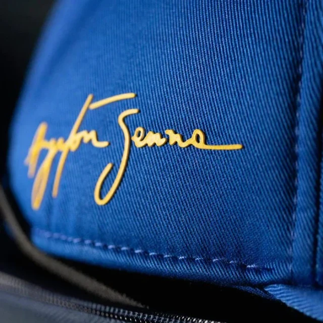 Gorra 1984 Ayrton Senna Nacional Edición Especial con Estuche 